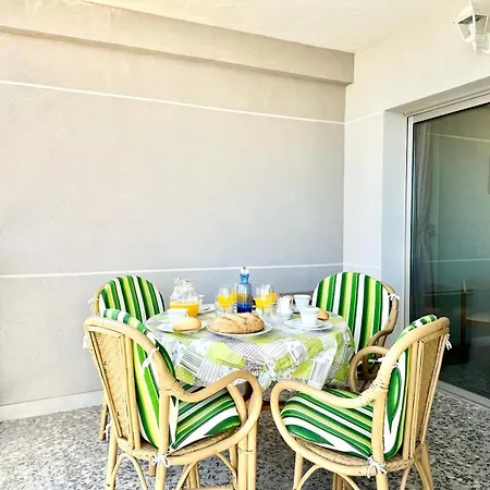 Apartment At355 La Luz *
